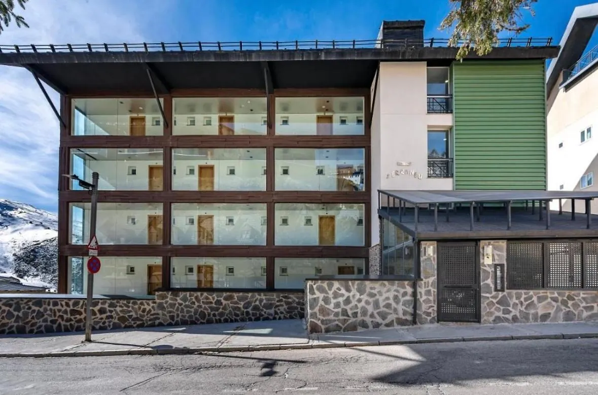 Edif Serraneu Estudio 4 Pax Con Wifi Y Parking Gratis Sierra Nevada Apartment